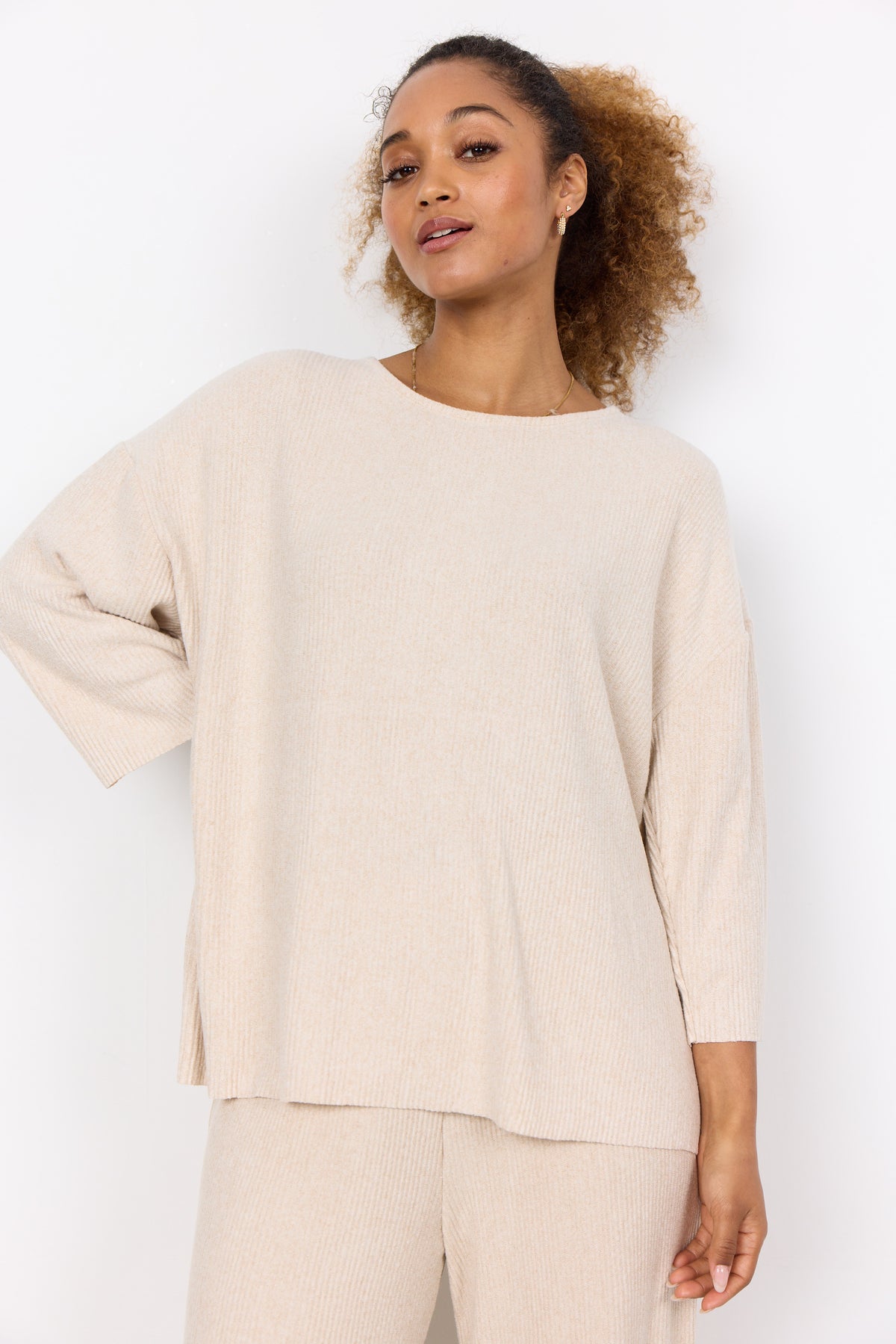 SOYA SOFT 3/4 SLEEVE TOP