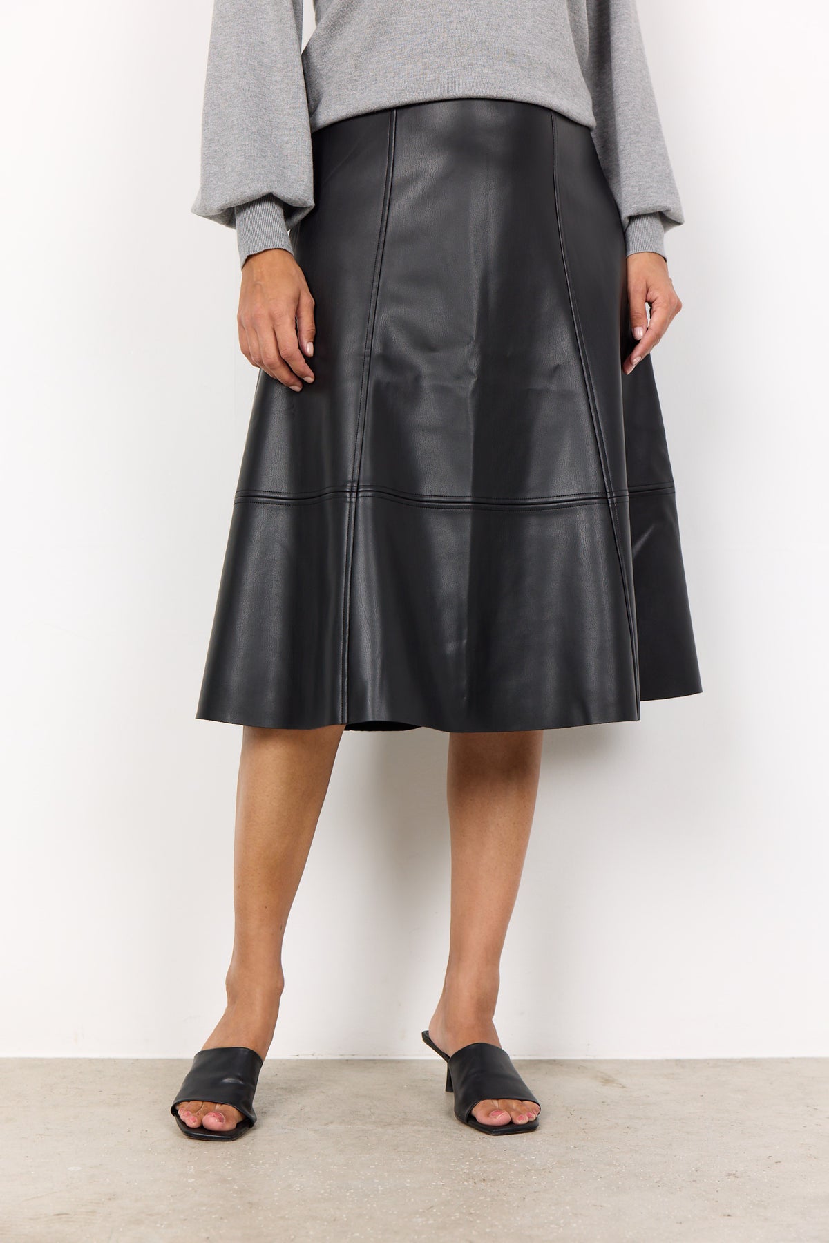 SOYA LEATHER LOOK SKIRT